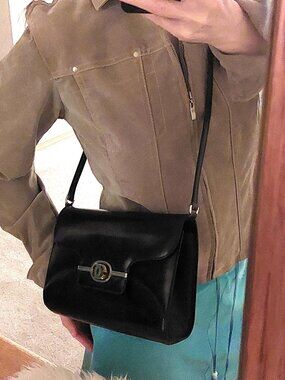 Rare Vintage Gucci Black Leather Interlocking GG Turn Lock Crossbody Bag